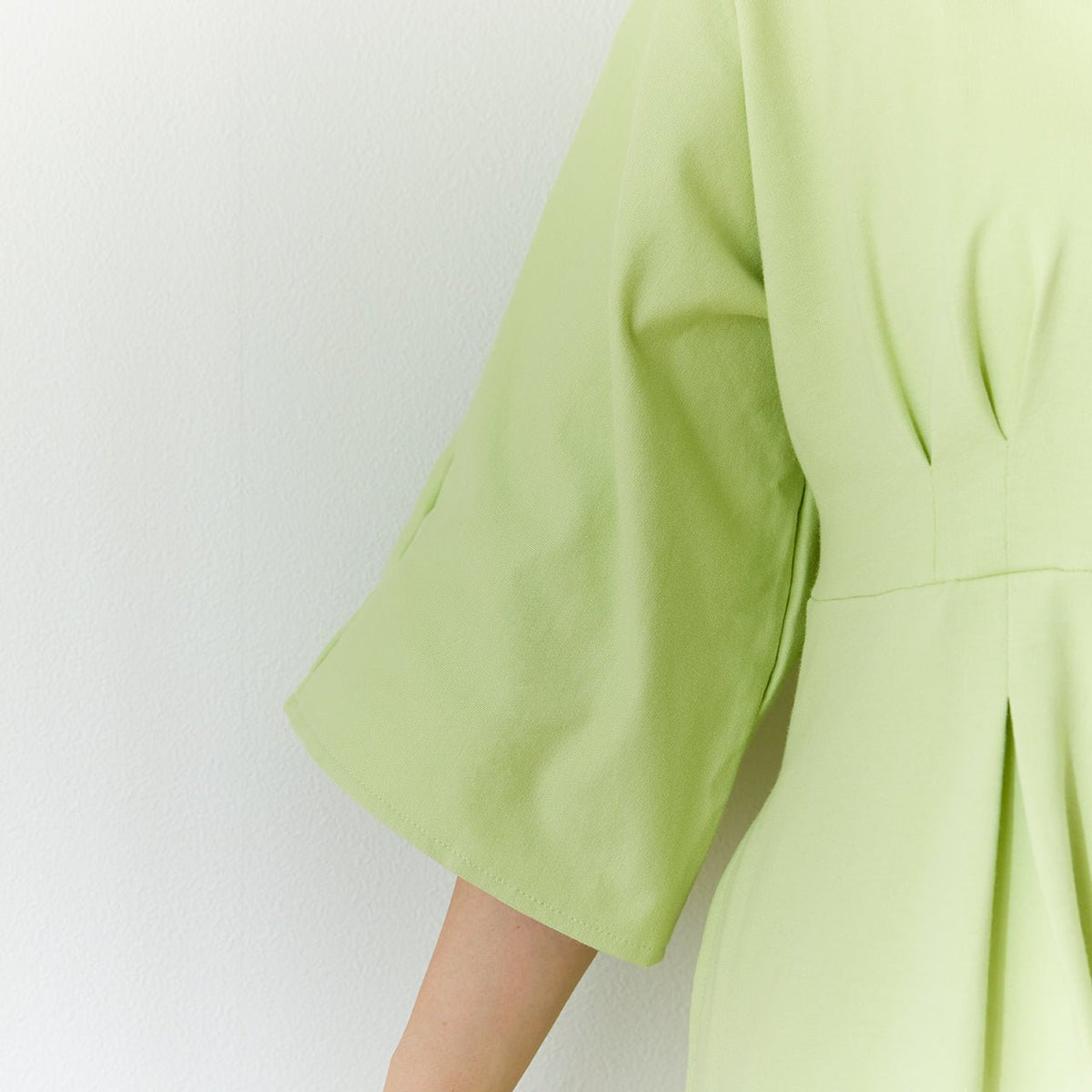 Long Dress｜鮮やかなグリーンがまぶしいロングワンピ – Celeste